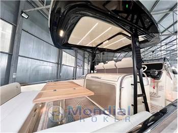 Invictus Yacht Invictus 370 GT