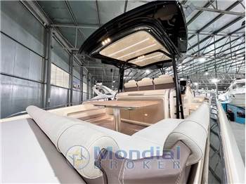 Invictus Yacht Invictus 370 GT