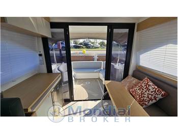 Rodman SPIRIT 31 HARD TOP - Fuoribordo