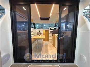 Rodman SPIRIT 31 HARD TOP - Fuoribordo