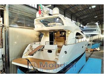 Cayman - 62  Cyber Fly