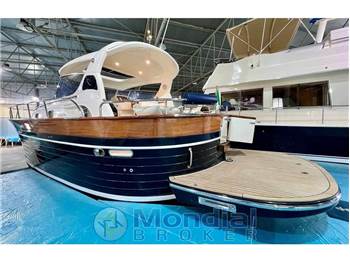 Apreamare 38 Comfort Hard Top
