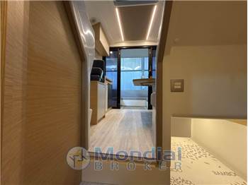 Rodman SPIRIT 31 HARD TOP - Fuoribordo