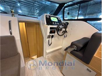 Rodman SPIRIT 31 HARD TOP - Fuoribordo