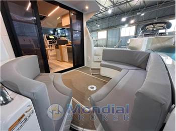 Rodman SPIRIT 31 HARD TOP - Fuoribordo