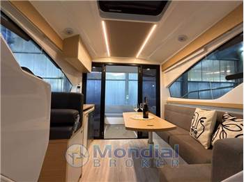 Rodman SPIRIT 31 HARD TOP - Fuoribordo