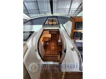 Sealine SC 35 HT  Natante