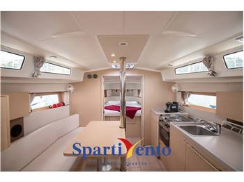 Beneteau Oceanis 38.1