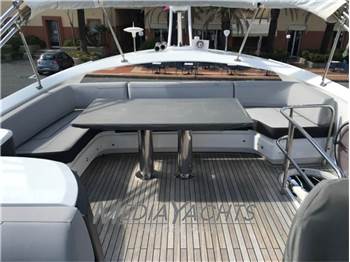 PRINCESS S72