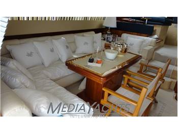 FERRETTI YACHTS FERRETTI 590