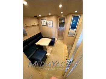 UNIESSE 48 OPEN