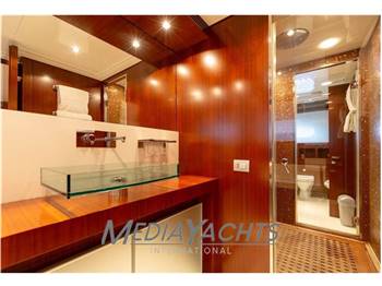 RIVA 115 ATHENA