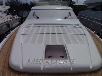 FERRETTI YACHTS 590