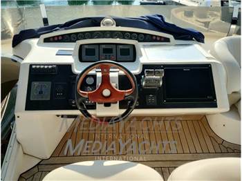 PRINCESS 67 FLY