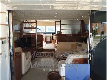 PRINCESS 67 FLY
