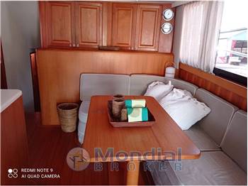 Viking Yachts Viking 53