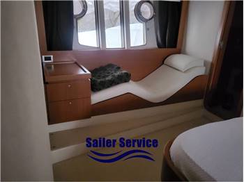 Ferretti Ferretti 592