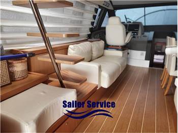 Ferretti Ferretti 592