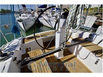 Hanse Yacht AG 370e