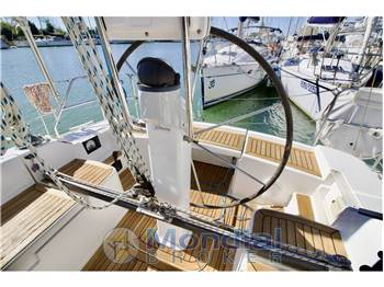Hanse Yacht AG 370e