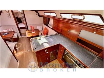Hanse Yacht AG 370e