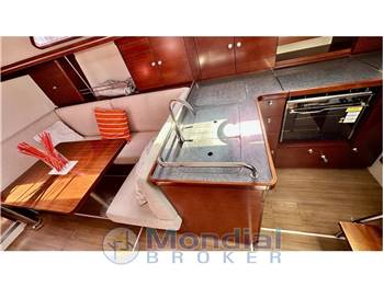 Hanse Yacht AG 370e
