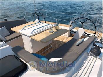 Hanse Yacht 360