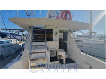 Riviera Australia Pty Ltd Riviera 3300 Flybridge