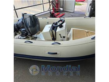 Geniuss Geniuss 330 cruiser