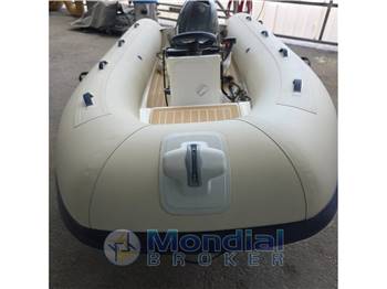 Geniuss Geniuss 330 cruiser