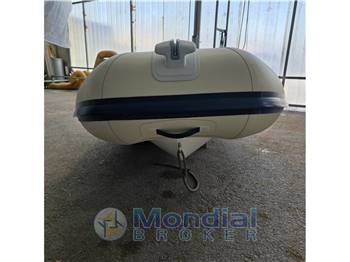 Geniuss Geniuss 330 cruiser