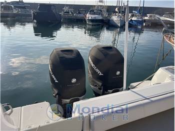 Boston Whaler 285 Conquest