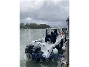 Boston Whaler 255 Conquest