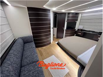 Azimut Yacht 86s