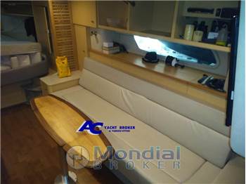 Sea Ray 350