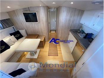 Magnum Marine Magnum 53