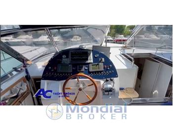 Magnum Marine Magnum 53