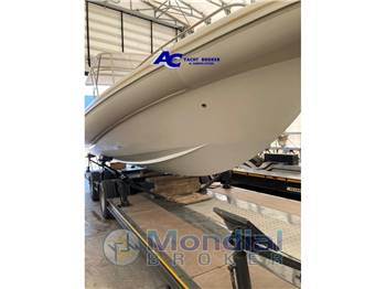 Nuova Jolly Prince 35 Sport Cabin