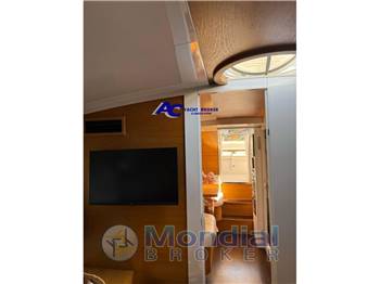 Tornado Marine 45 Express