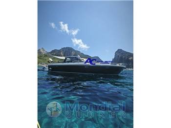 Cantieri Navali di Roma Itama 38