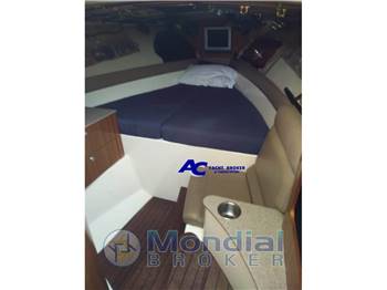 Pursuit 3480 Drummond Island Runner