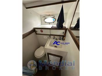 Tornado 38 Flush Deck