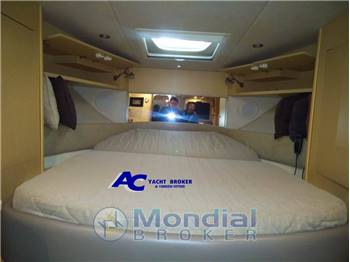 Sea Ray 370