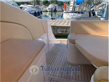 MANO MARINE MANÒ 26.50 CRUISER