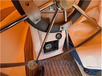 BAVARIA YACHTS BAVARIA 32