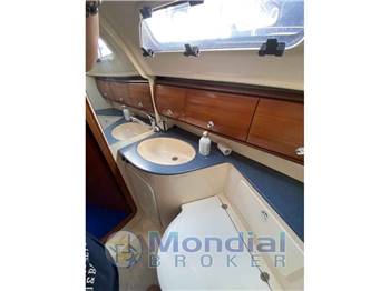 BAVARIA YACHTS BAVARIA 32