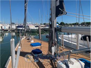 Hallberg Rassy 42 E