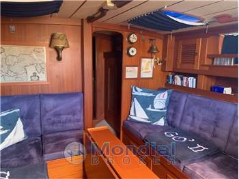Hallberg Rassy 42 E