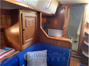 BAVARIA YACHTS BAVARIA 350 LAGOON