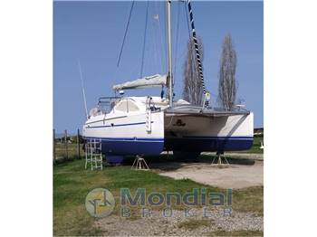 DUFOUR YACHTS NAUTITECH 395